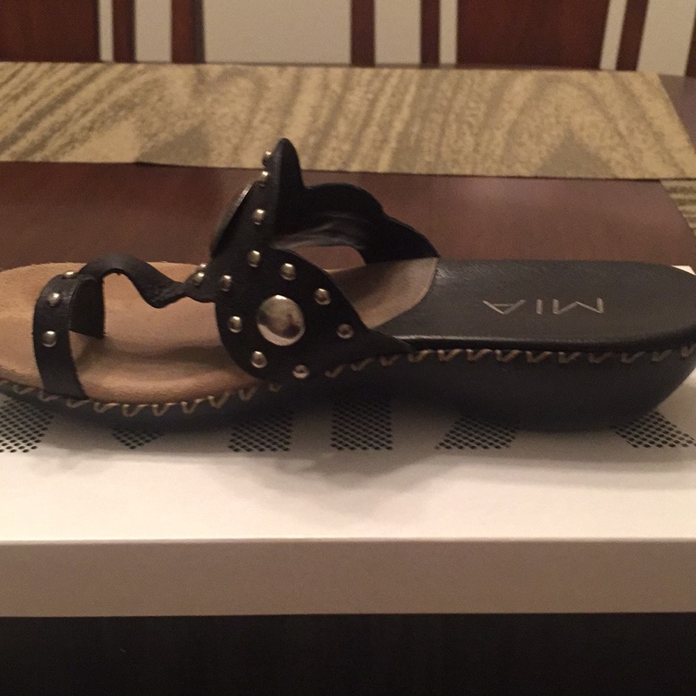 Mia Sandal